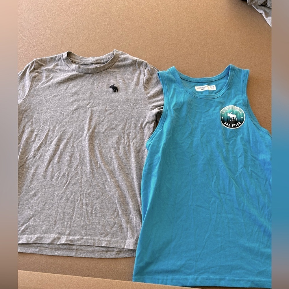 Abercrombie Kids Shirt Bundle, excellent condition, gently used. Size 11/12​​​